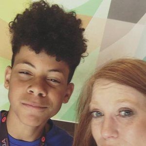 Meet your Posher, Devyn